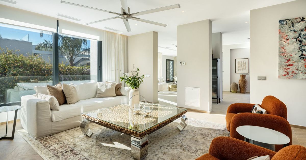 Villa individuelle à Nueva Andalucía, Nueva Andalucía, 6/12