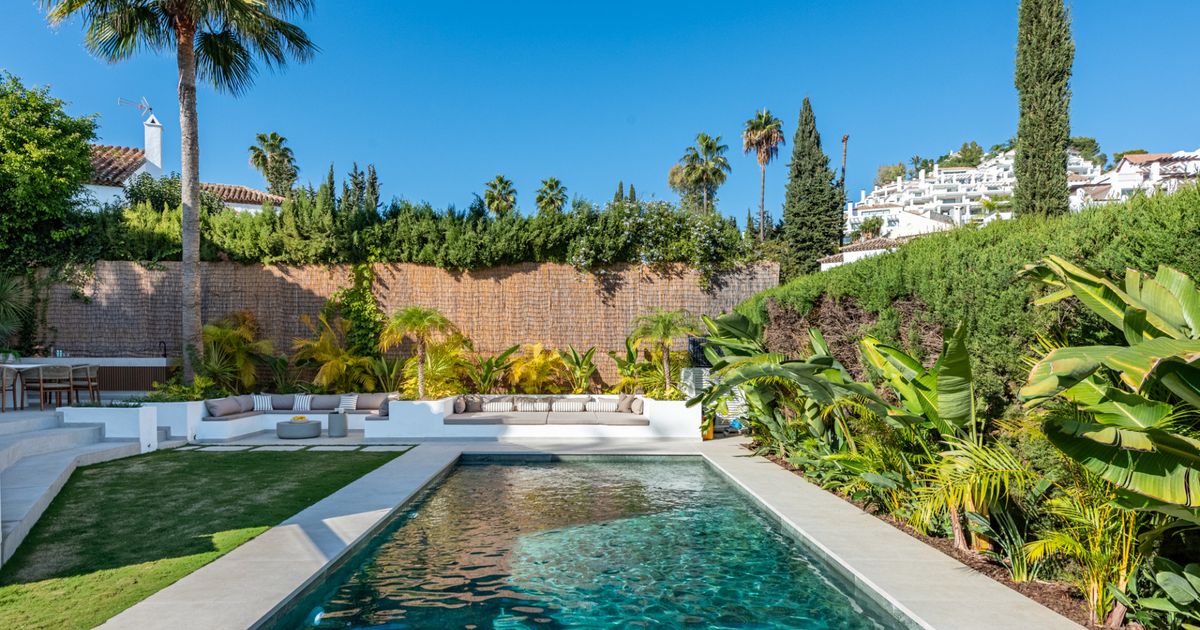 Villa in Nueva Andalucia, Nueva Andalucia, 2/12