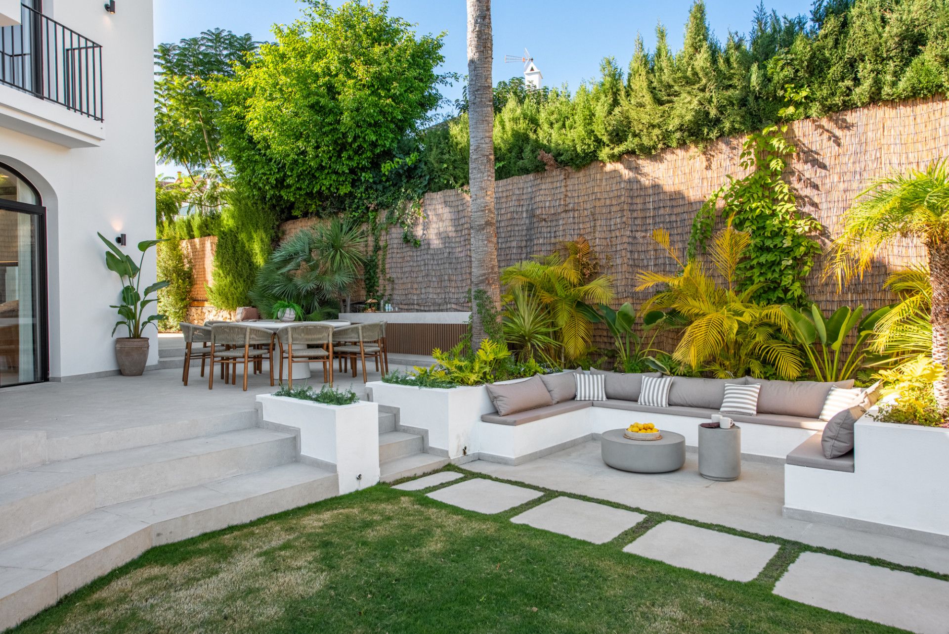 Villa in Nueva Andalucia, Nueva Andalucia, 4/12