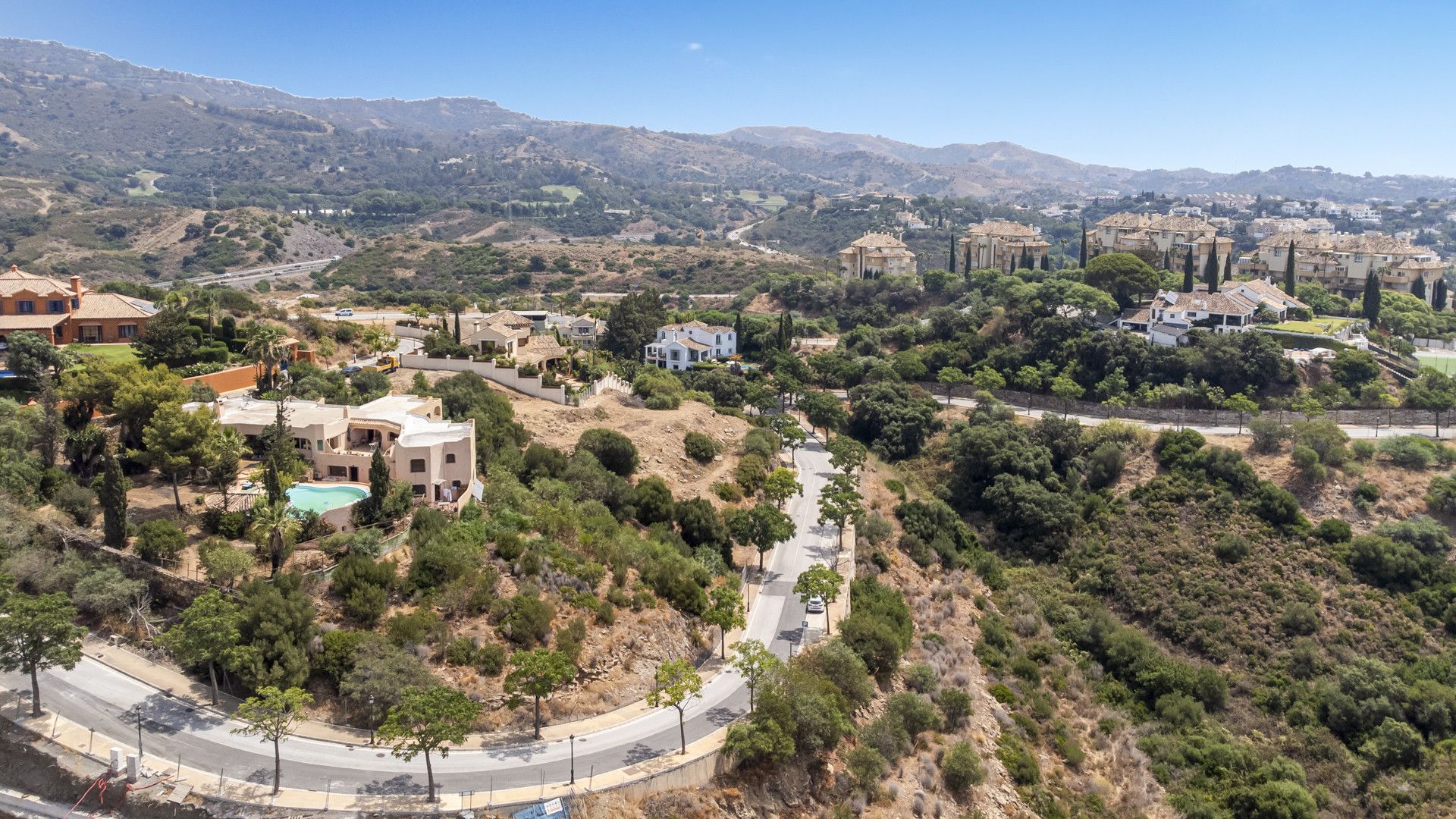 Działka w Marbella East, Elviria Hills, Marbella East, 8/11