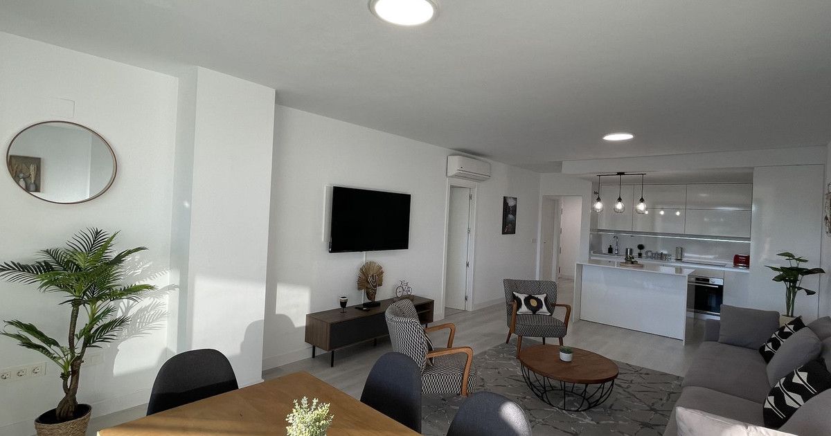 Middle Floor Apartment in Las Lagunas, Las Lagunas, 11/12