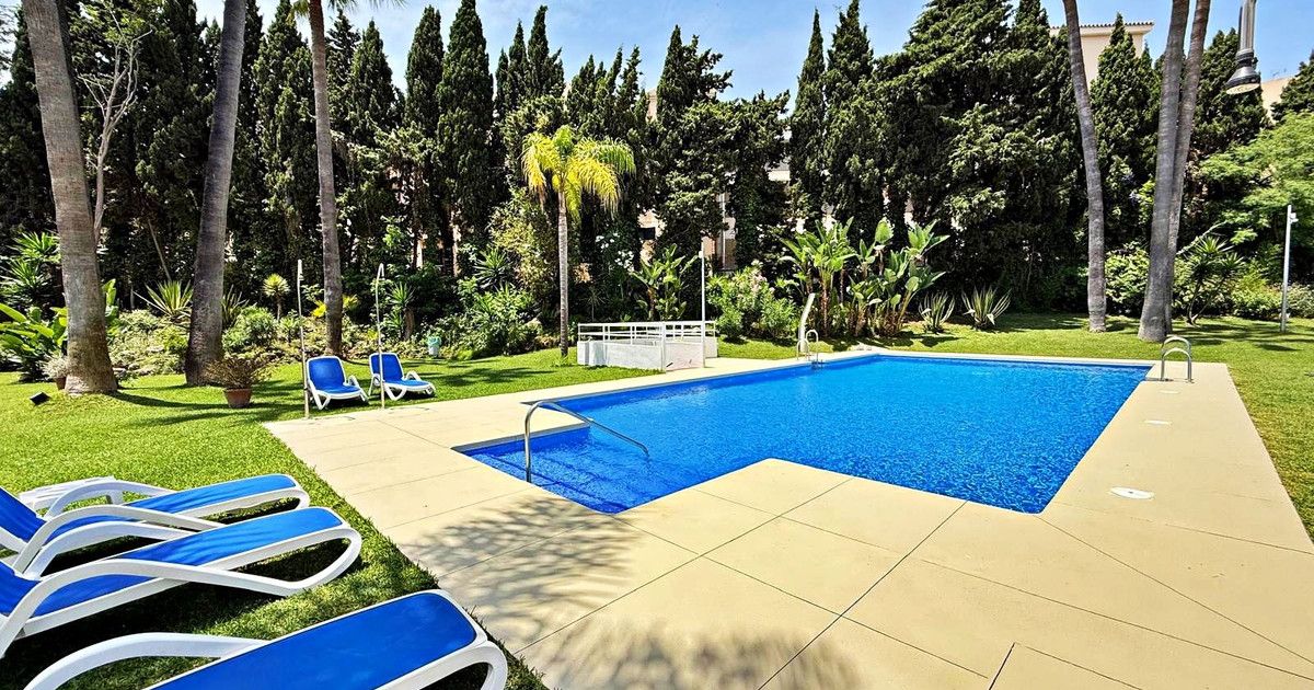 Apartament na ostatnim piętrze w Puerto Banús, Puerto Banús, 3/12