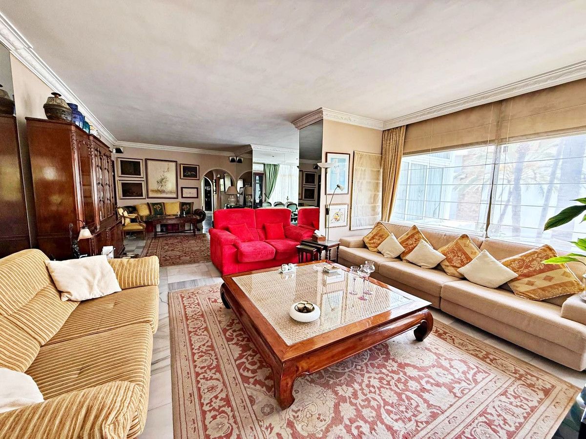 Apartament na ostatnim piętrze w Puerto Banús, Puerto Banús, 6/12