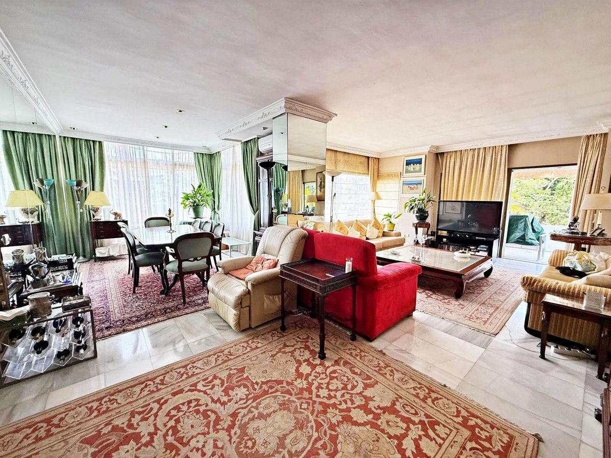 Apartament na ostatnim piętrze w Puerto Banús, Puerto Banús, 7/12