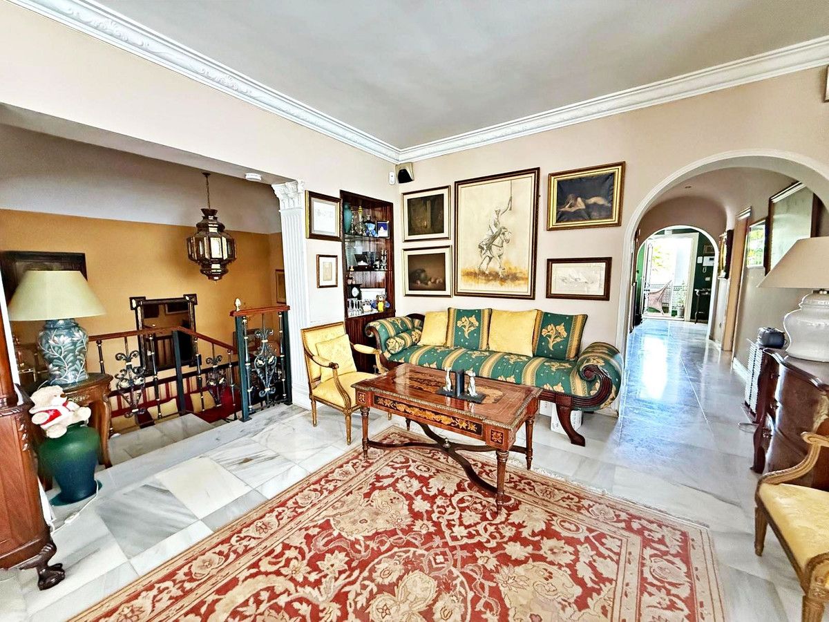 Apartament na ostatnim piętrze w Puerto Banús, Puerto Banús, 8/12
