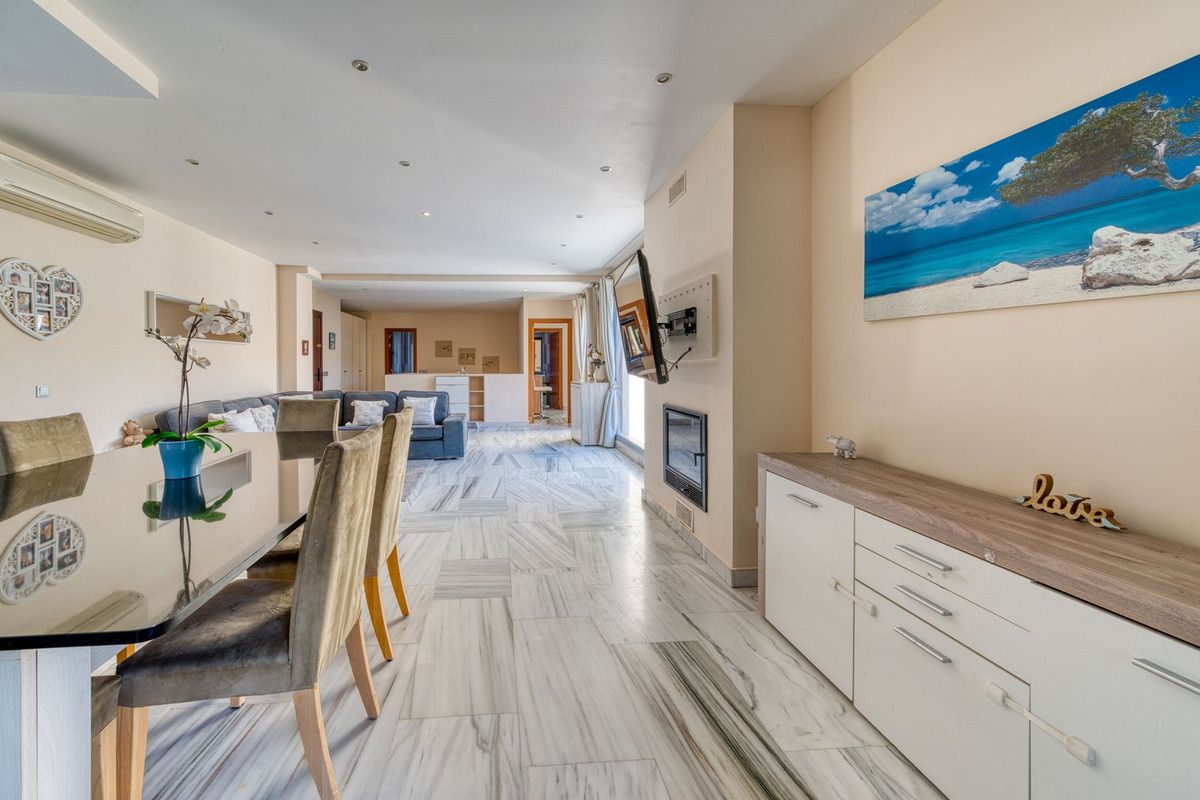 Detached Villa in Benahavís, Benahavís, 4/12
