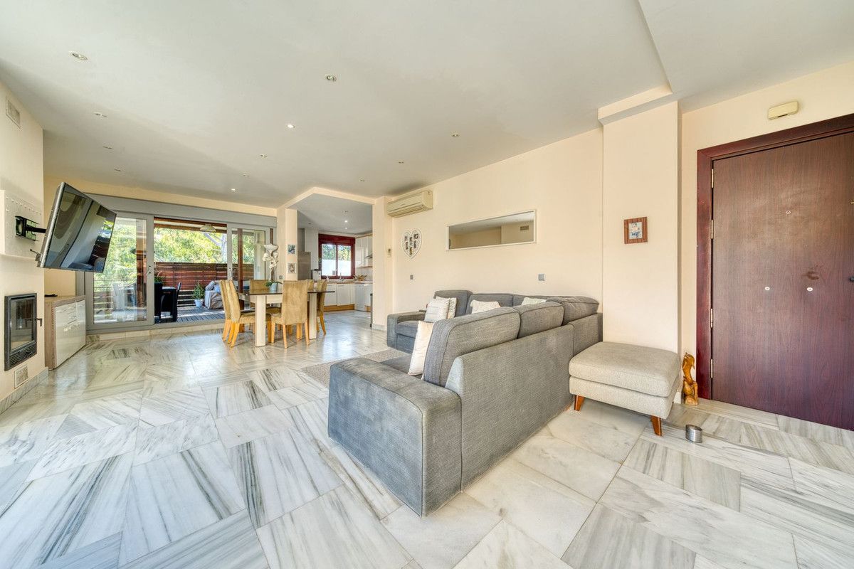 Detached Villa in Benahavís, Benahavís, 5/12