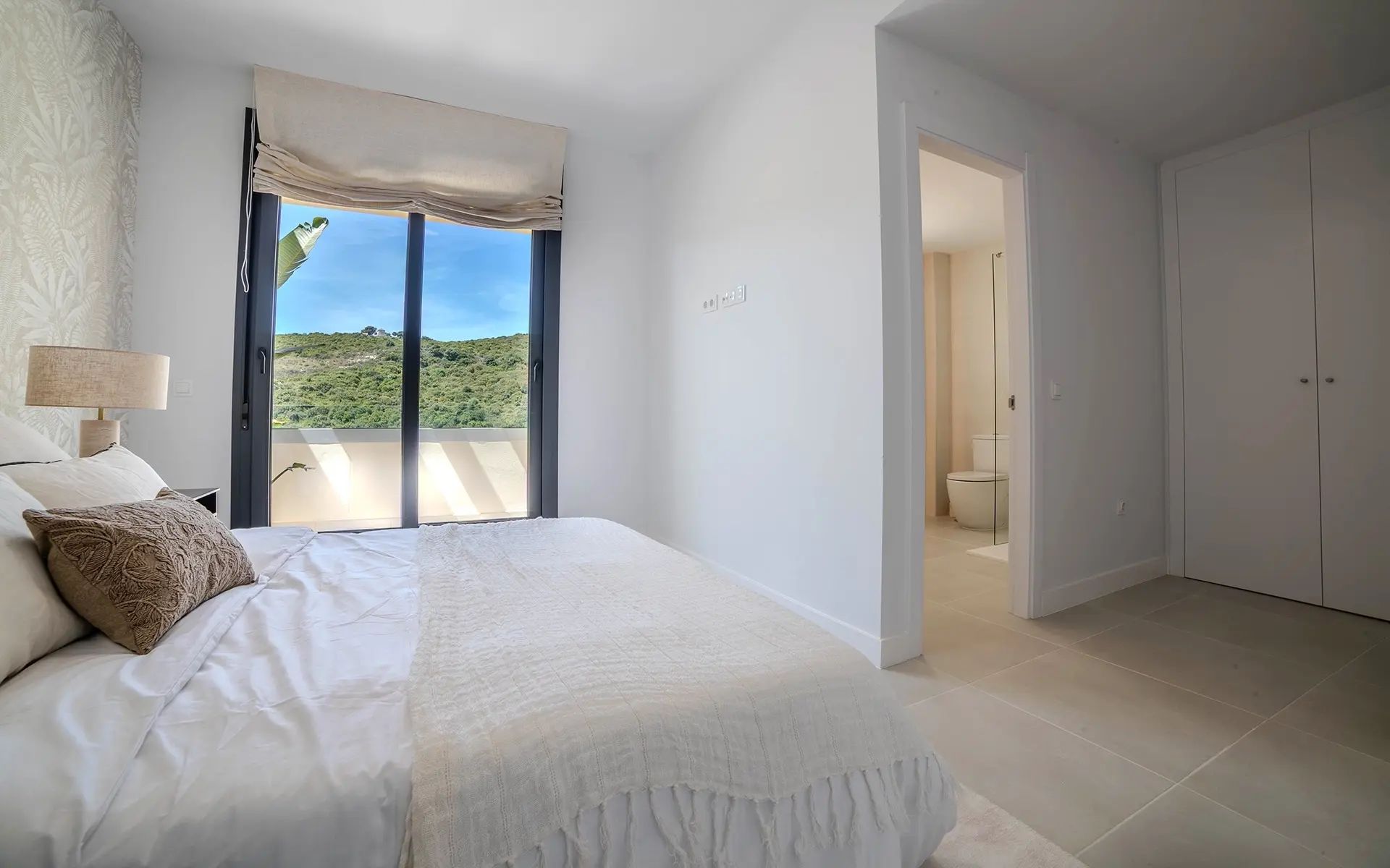 Apartment in Casares, Casares, 7/10