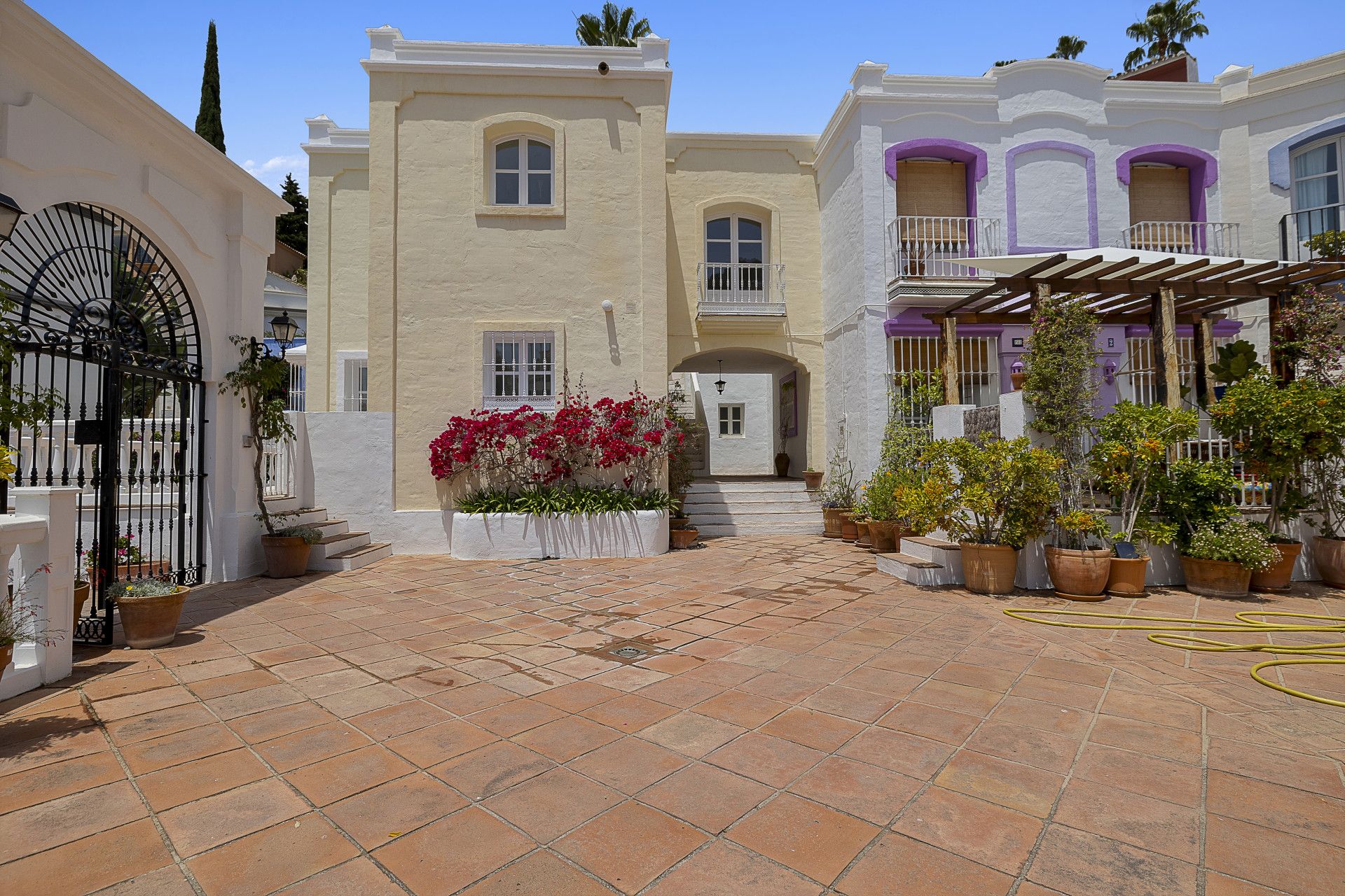 Таунхаус в Benahavis, La Heredia, Benahavis, 3/10