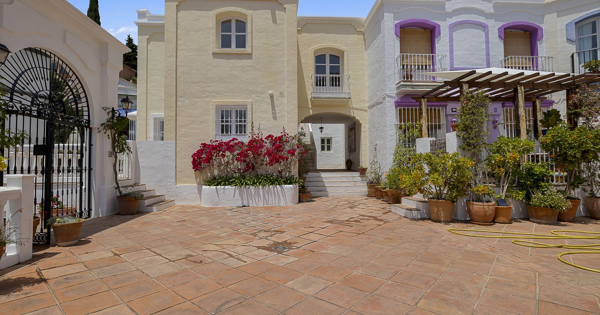 Таунхаус в Benahavis, La Heredia, Benahavis, 3/10