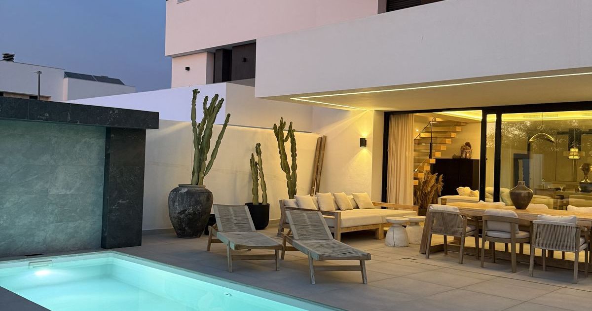 Detached Villa in Alhaurín de la Torre, Alhaurín de la Torre, 3/12