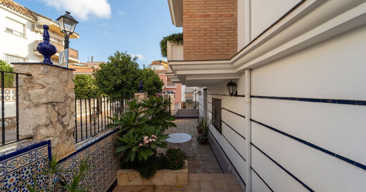 Freistehende Villa in Fuengirola, Fuengirola, 4/12