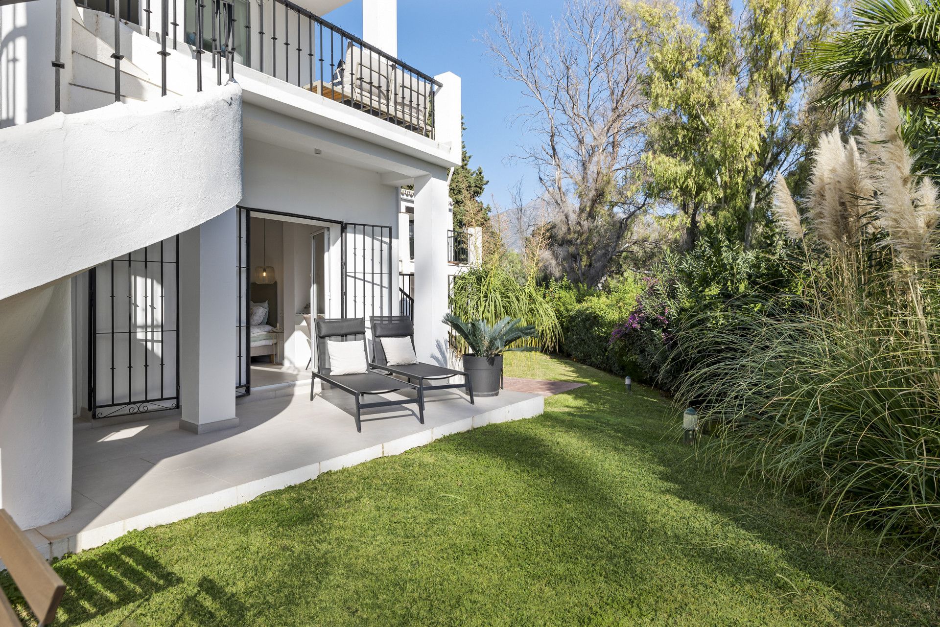 Geschakelde woning in Nueva Andalucia, Nueva Andalucia, 3/12
