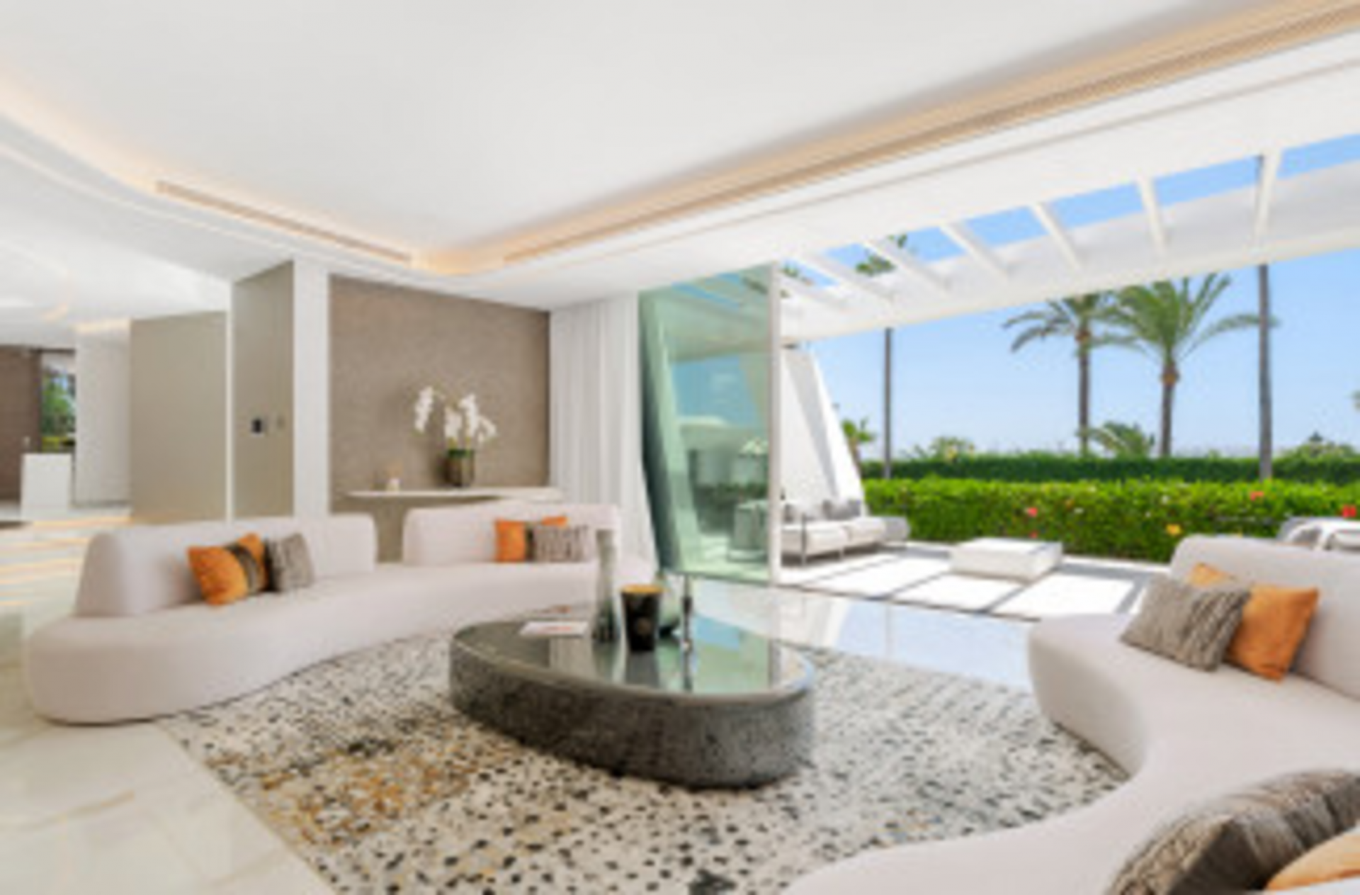 Villa in Marbella East, Los Monteros Playa, Marbella East, 3/12