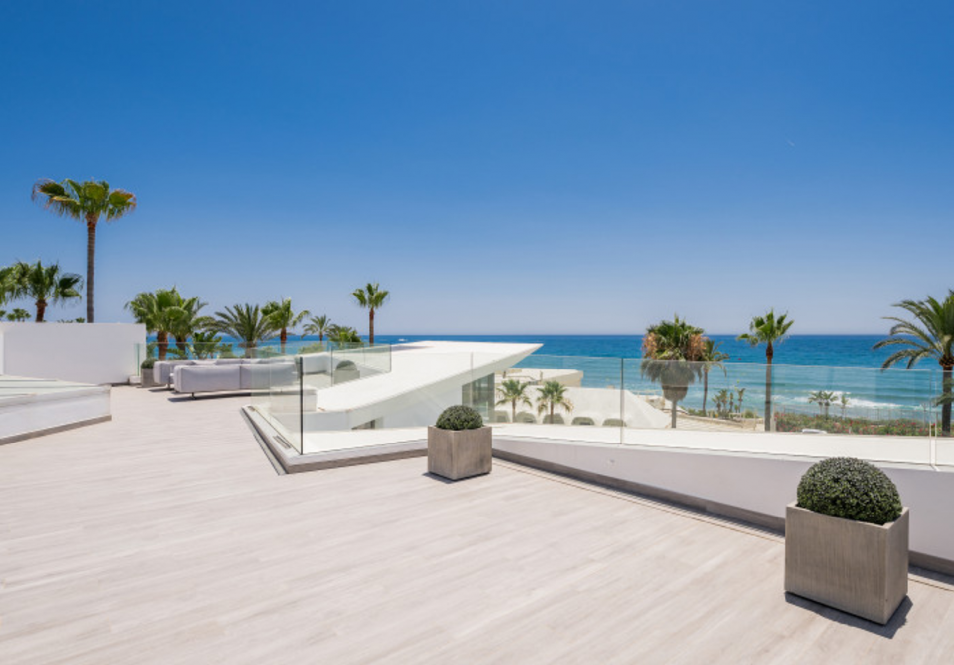 Villa in Marbella East, Los Monteros Playa, Marbella East, 5/12