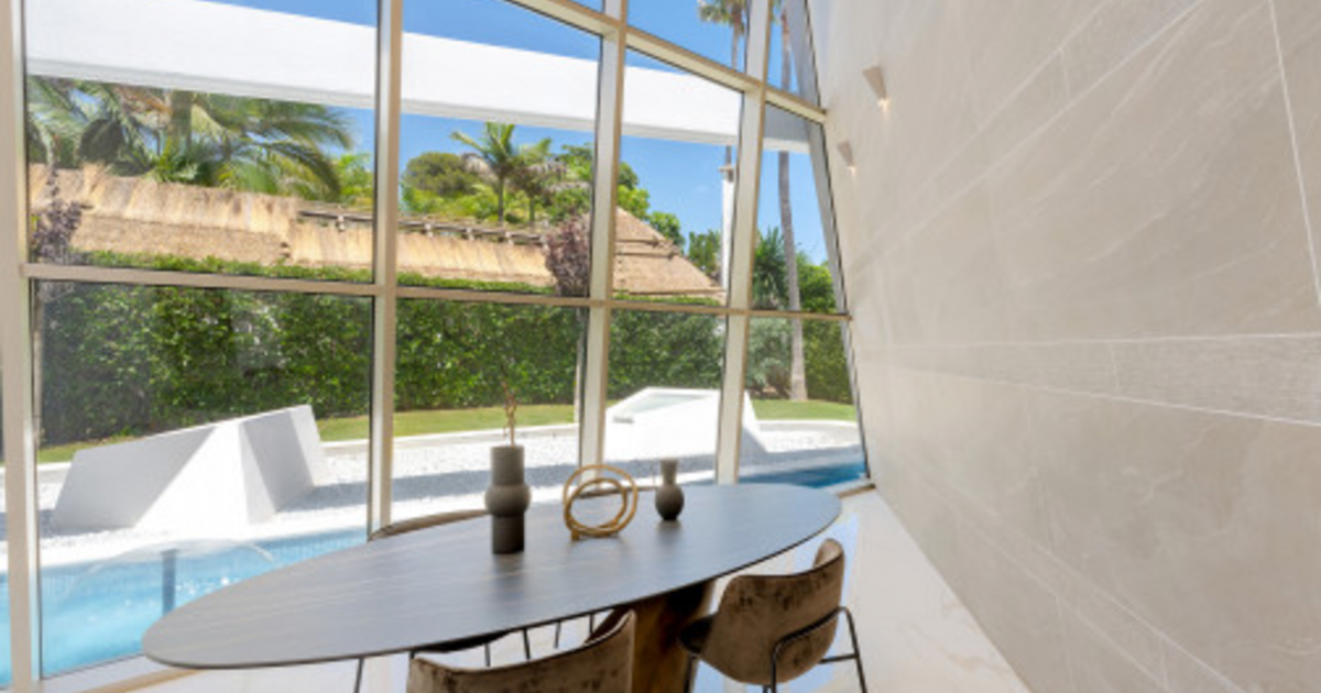 Villa in Marbella East, Los Monteros Playa, Marbella East, 10/12