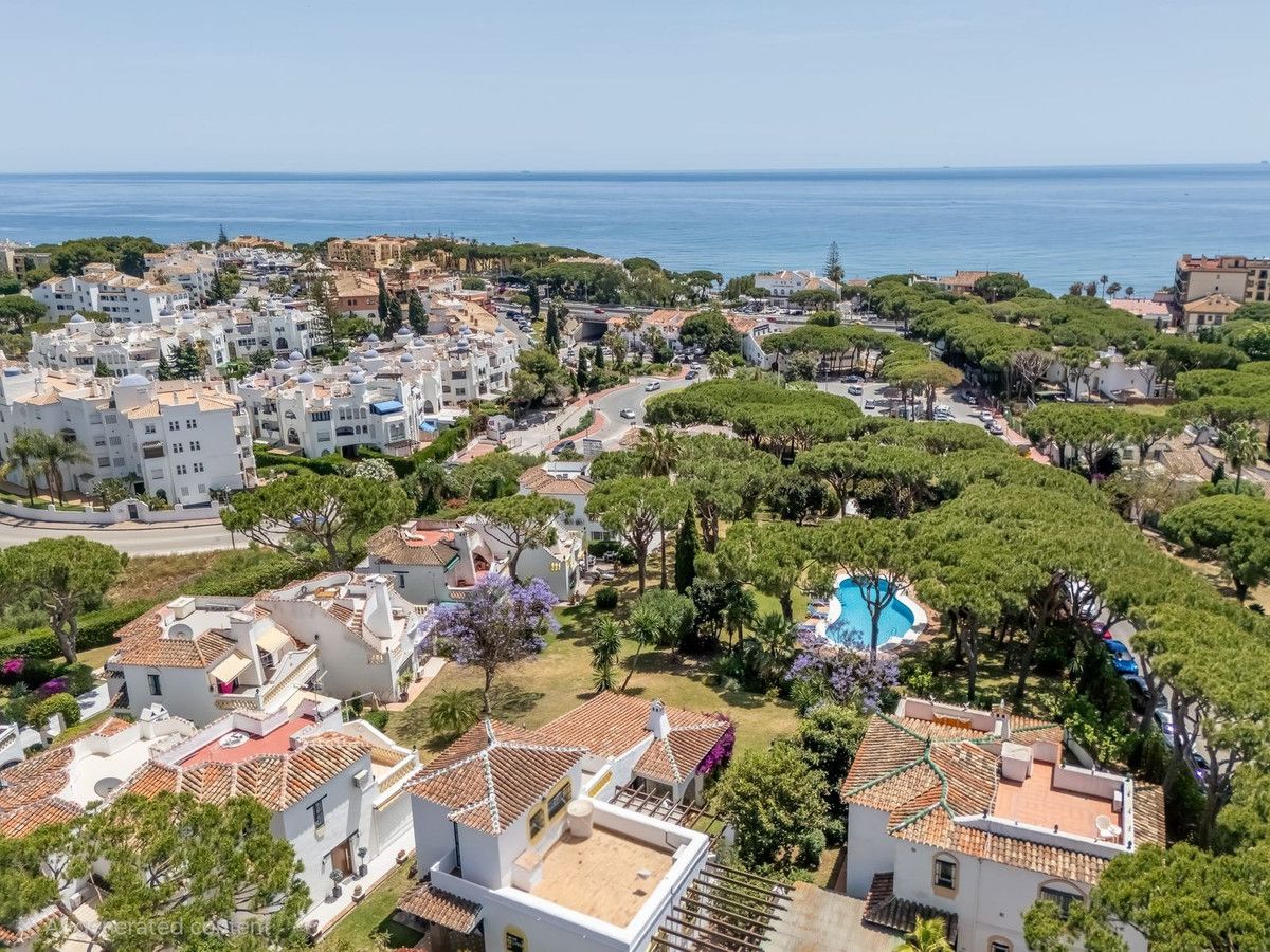 Townhouse in Calahonda, Calahonda, 1/12