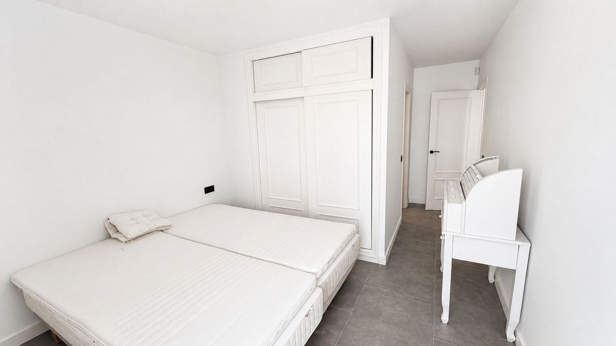 Appartement op de middelste verdieping in Atalaya, Atalaya, 12/12