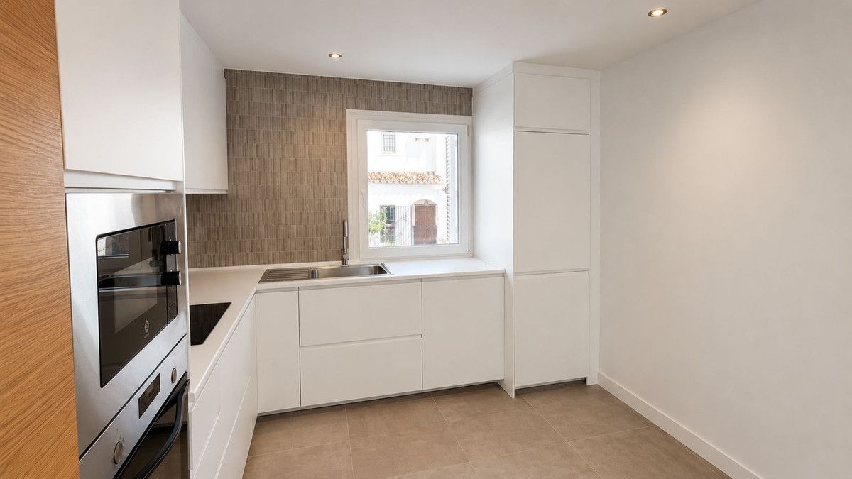Appartement op de middelste verdieping in Atalaya, Atalaya, 3/12