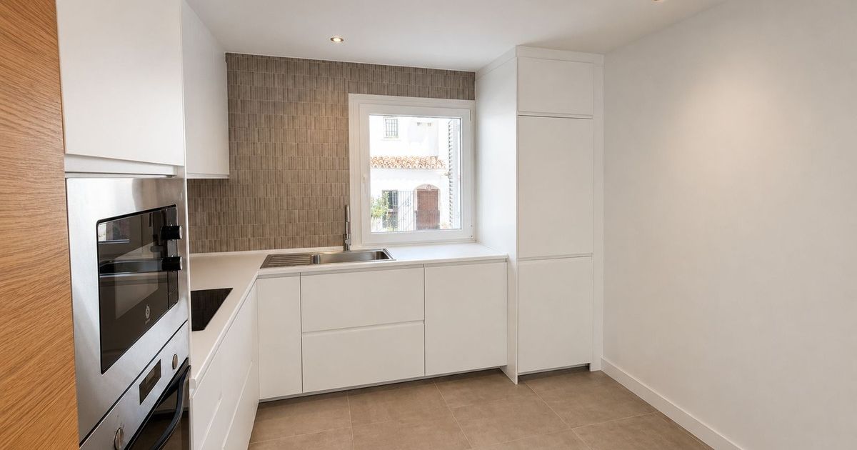 Appartement op de middelste verdieping in Atalaya, Atalaya, 3/12