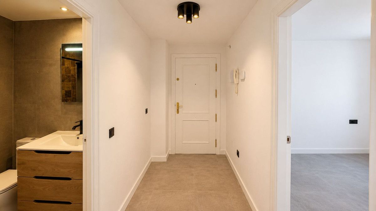 Appartement op de middelste verdieping in Atalaya, Atalaya, 5/12