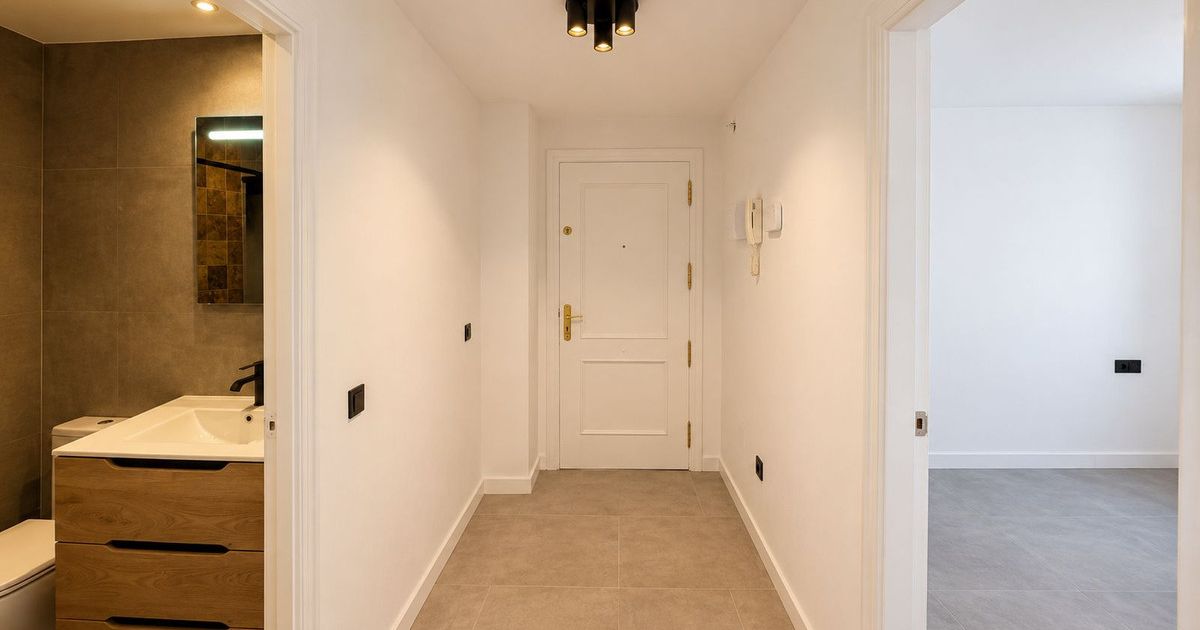 Appartement op de middelste verdieping in Atalaya, Atalaya, 5/12