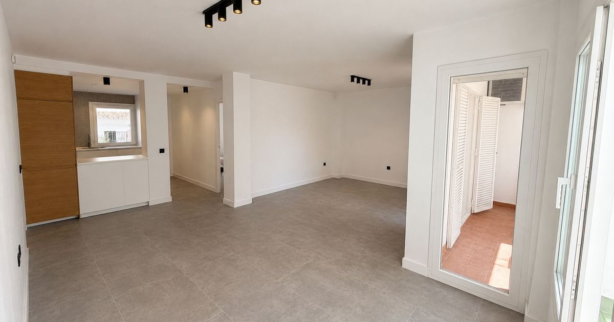 Appartement op de middelste verdieping in Atalaya, Atalaya, 6/12