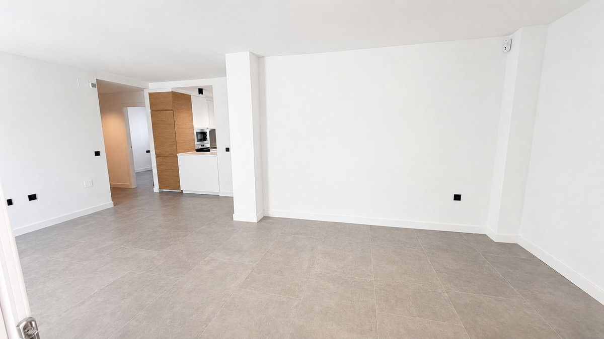 Appartement op de middelste verdieping in Atalaya, Atalaya, 7/12