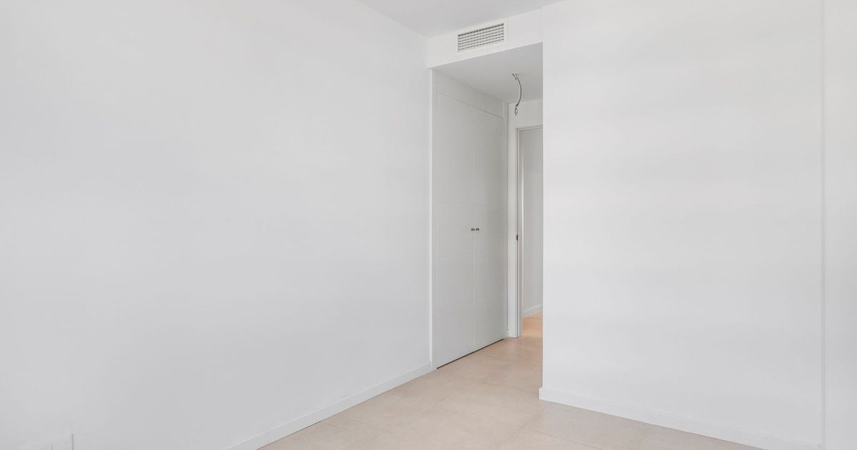 Apartament na środkowym piętrze w Los Alamos, Los Alamos, 12/12