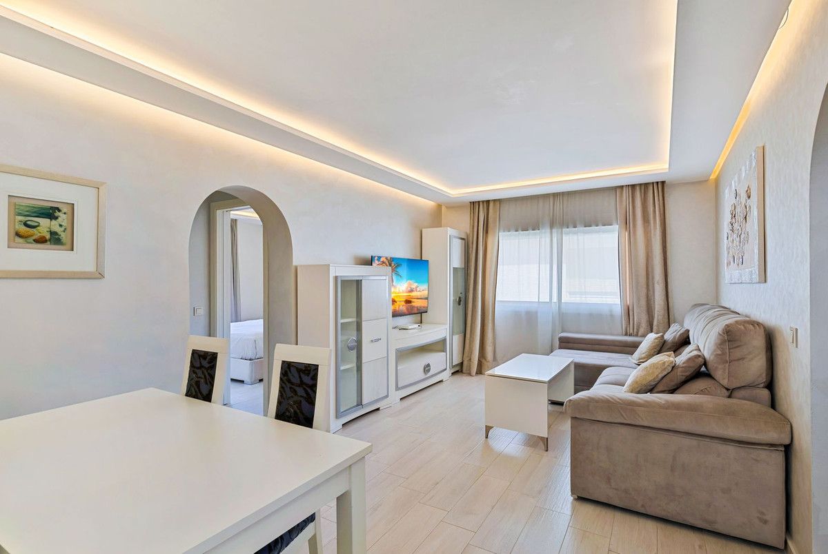 Apartamento en planta superior en La Cala de Mijas, La Cala de Mijas, 1/12