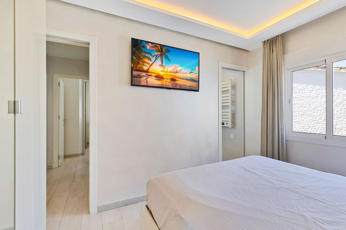 Apartamento en planta superior en La Cala de Mijas, La Cala de Mijas, 5/12