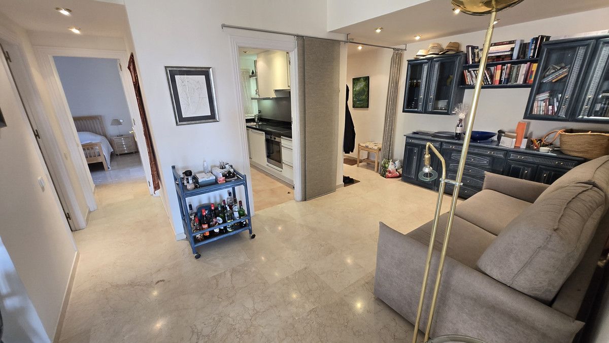 Appartement op de middelste verdieping in The Golden Mile, The Golden Mile, 11/12