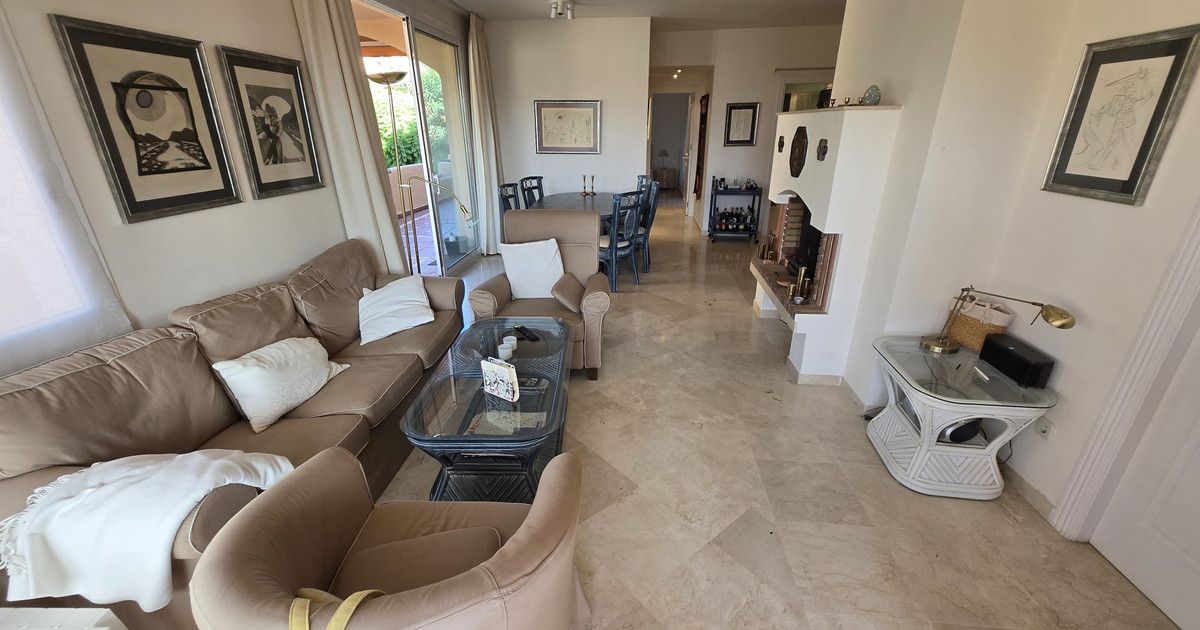 Appartement op de middelste verdieping in The Golden Mile, The Golden Mile, 5/12