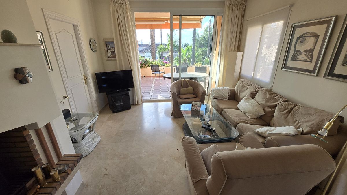Appartement op de middelste verdieping in The Golden Mile, The Golden Mile, 6/12