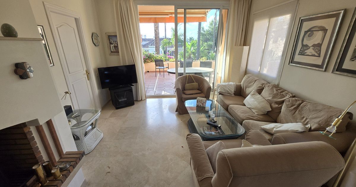 Appartement op de middelste verdieping in The Golden Mile, The Golden Mile, 6/12