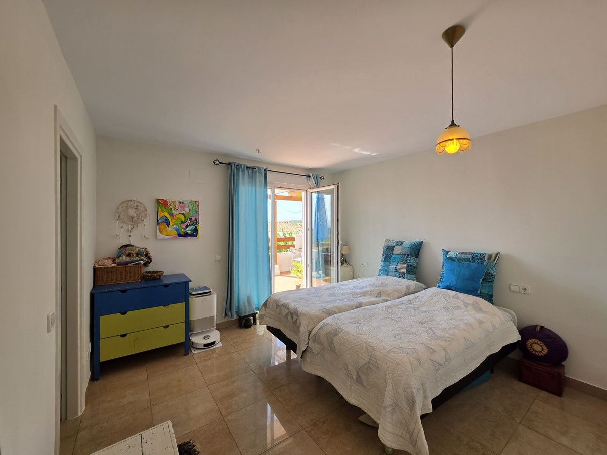 Ground Floor Apartment in Manilva, Manilva, 4/12