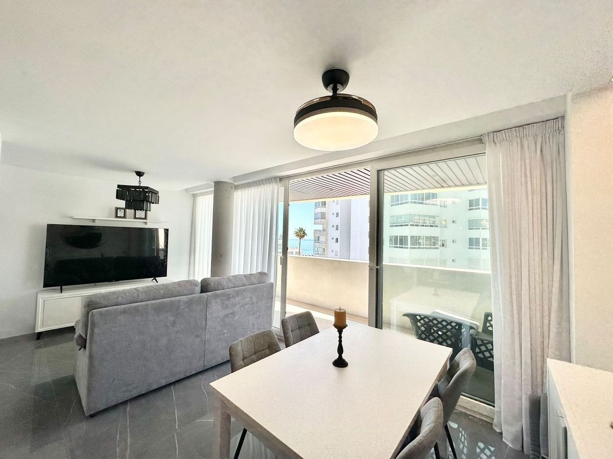 Middle Floor Apartment in Benalmadena Costa, Benalmadena Costa, 6/12