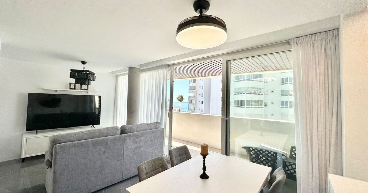 Middle Floor Apartment in Benalmadena Costa, Benalmadena Costa, 6/12