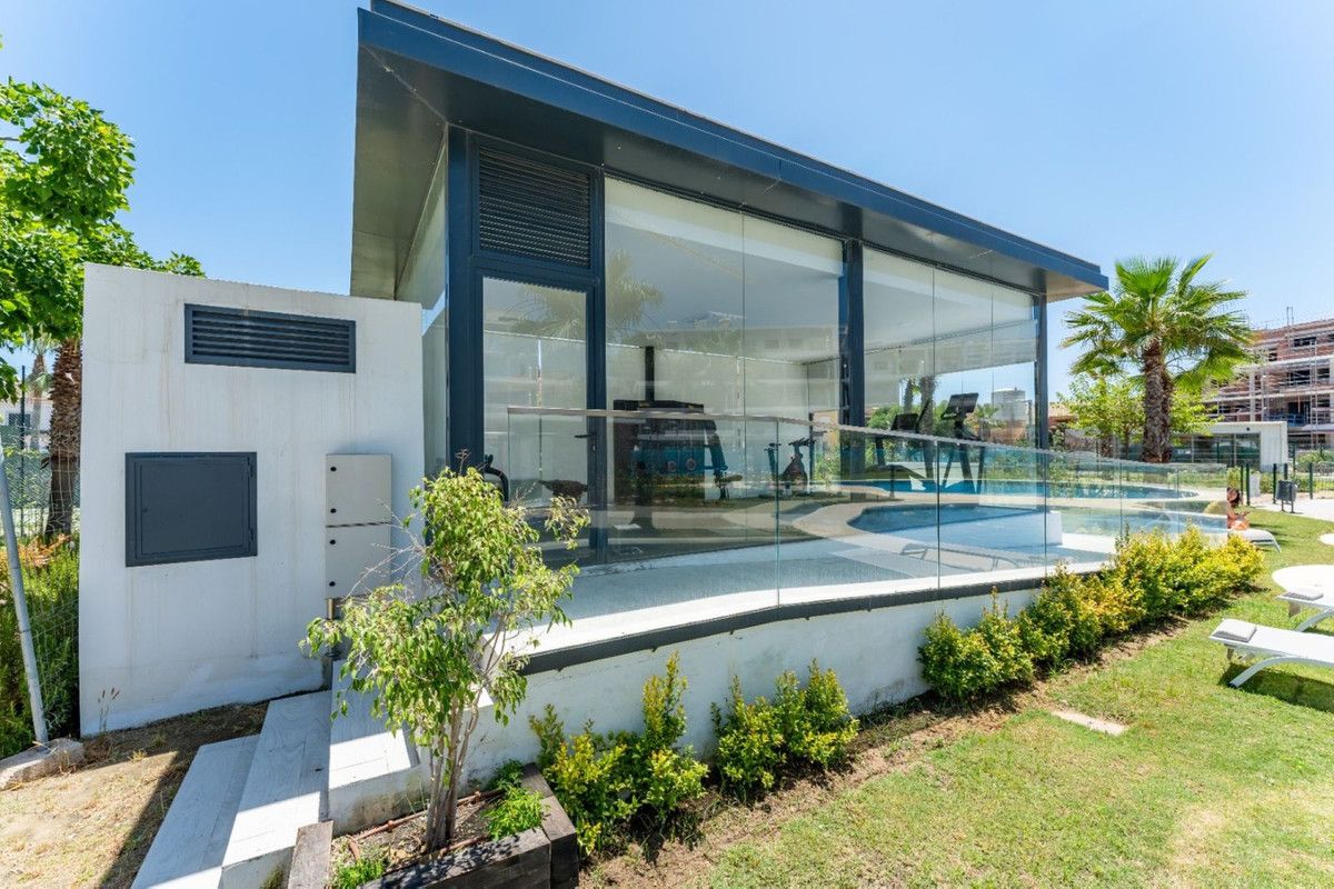 Ground Floor Apartment in La Duquesa, La Duquesa, 1/12