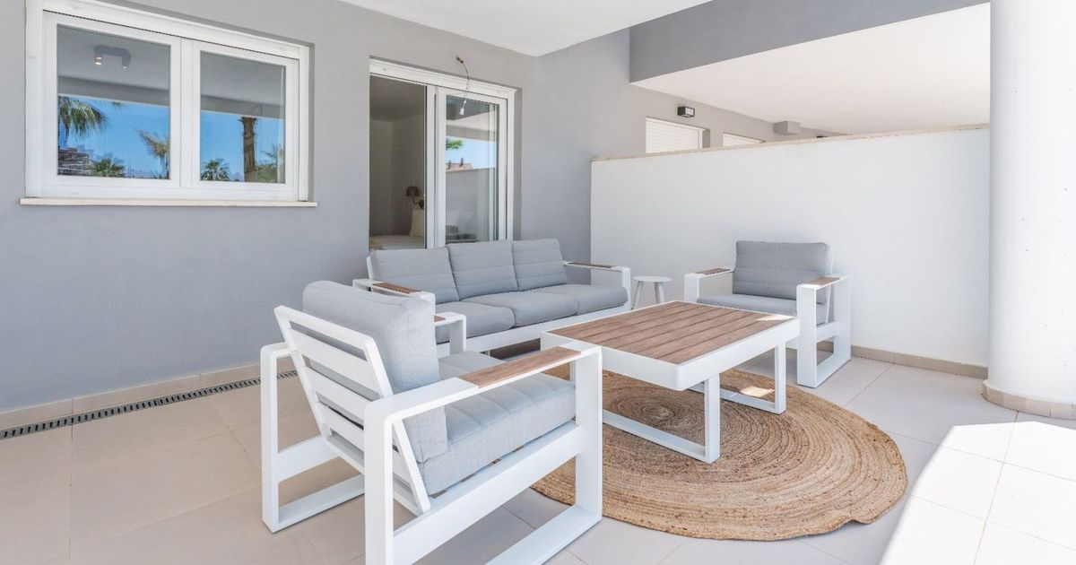 Ground Floor Apartment in La Duquesa, La Duquesa, 5/12
