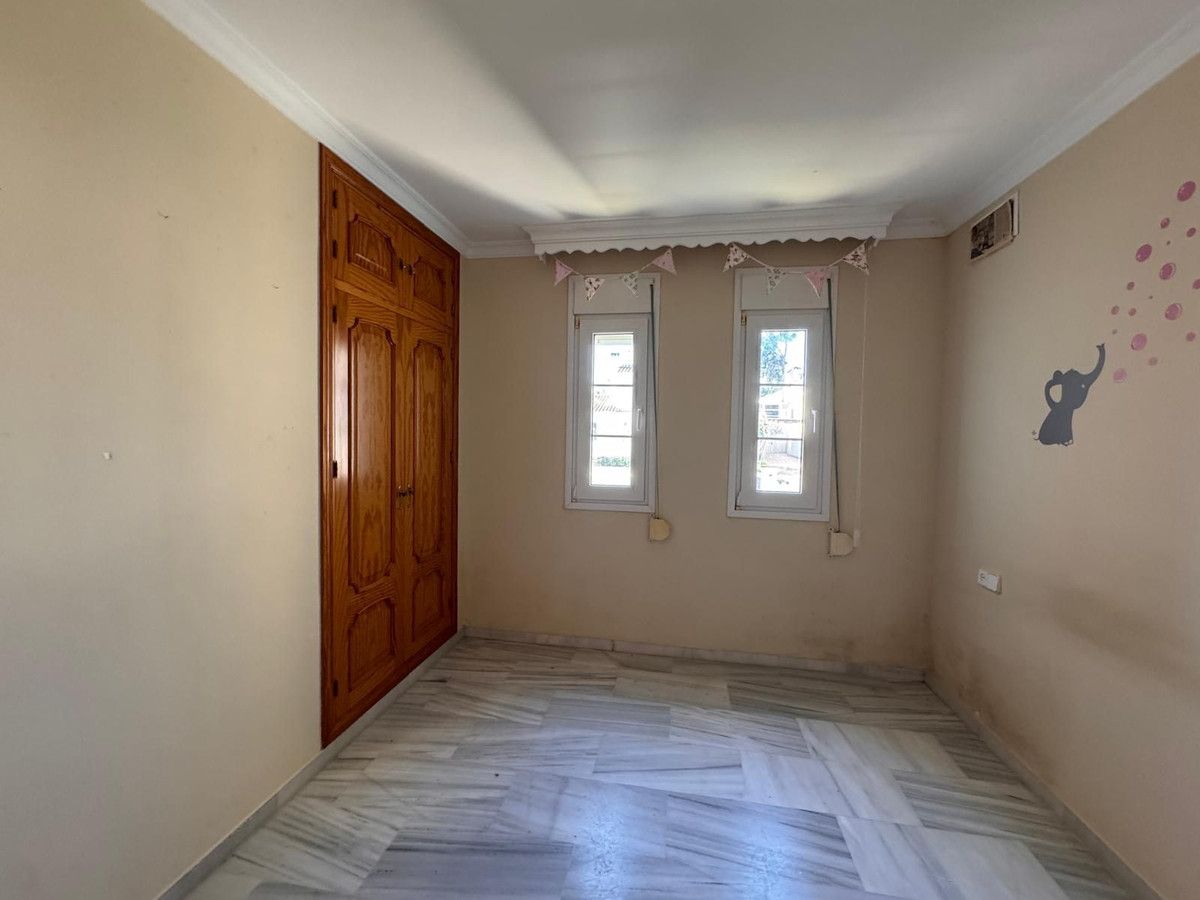 Villa individuelle à Estepona, Estepona, 12/12