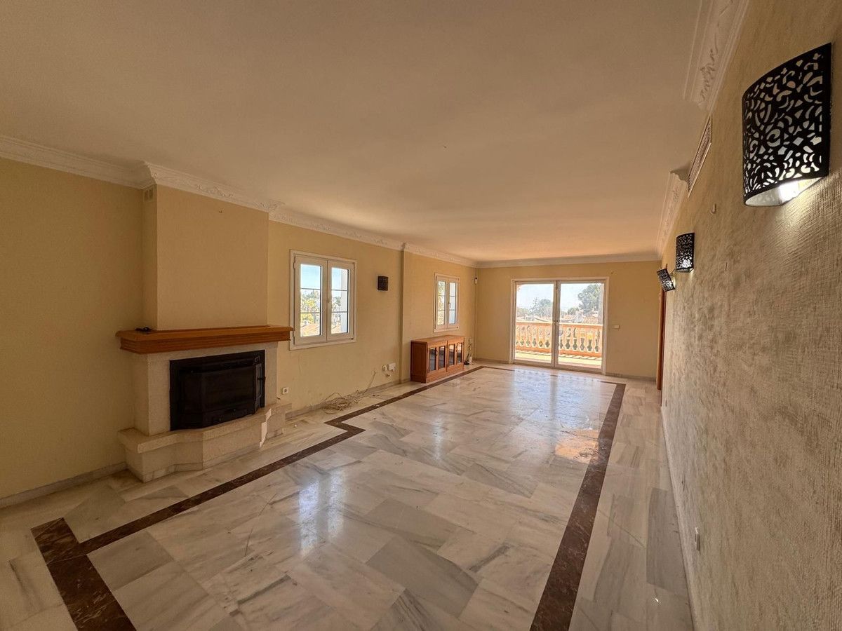 Villa individuelle à Estepona, Estepona, 7/12
