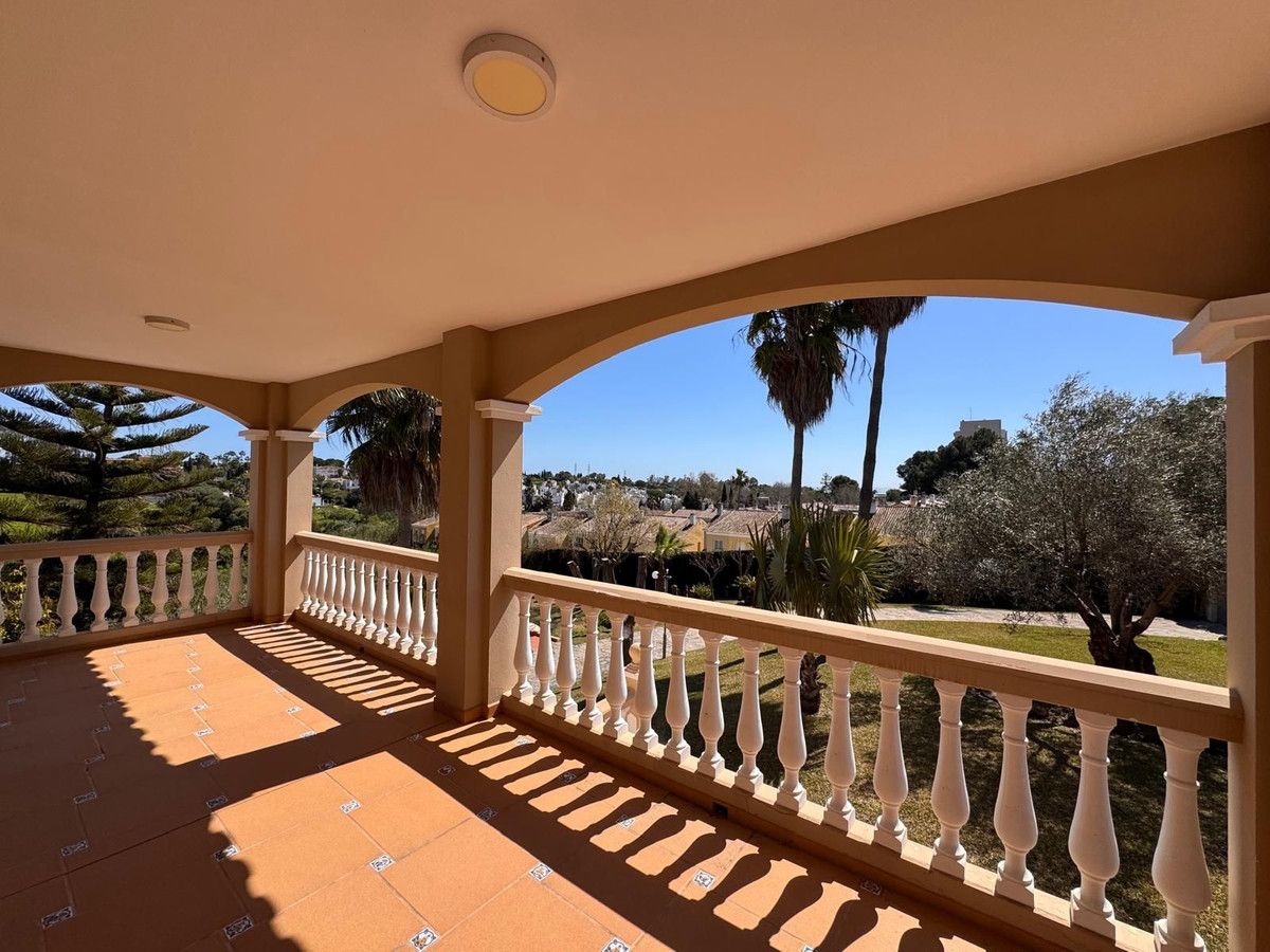 Villa individuelle à Estepona, Estepona, 8/12