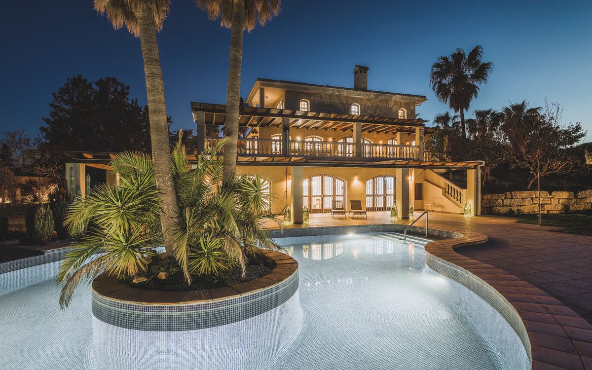 Detached Villa in Estepona, Estepona, 1/12