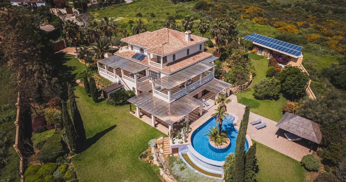 Detached Villa in Estepona, Estepona, 2/12