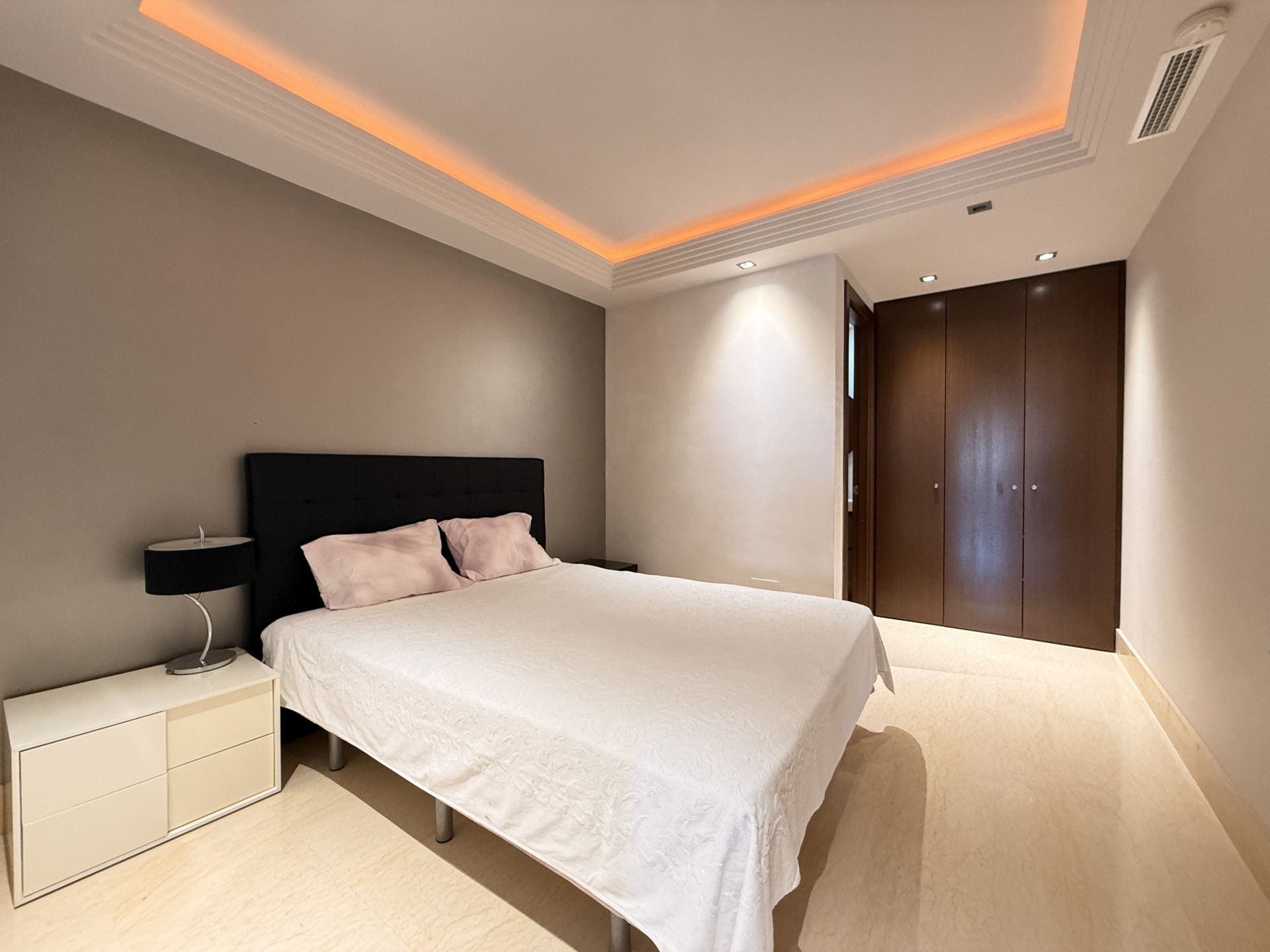 Apartamento en Benahavis, Los Arrayanes Golf, Benahavis, 10/12