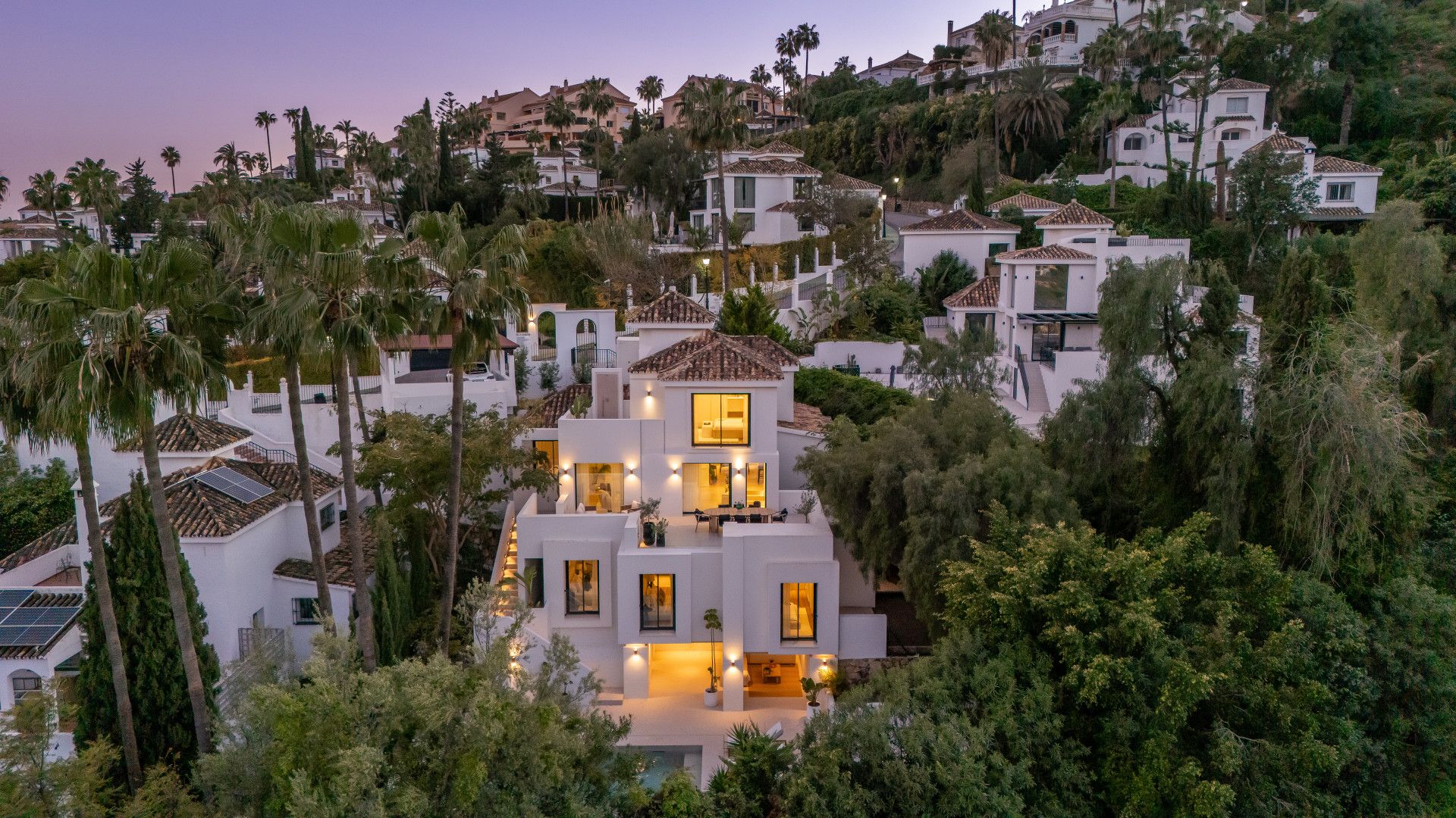 Villa in Nueva Andalucia, Los Naranjos Hill Club, Nueva Andalucia, 2/12