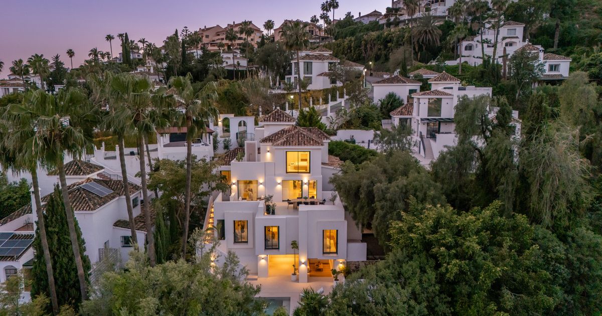 Villa in Nueva Andalucia, Los Naranjos Hill Club, Nueva Andalucia, 2/12