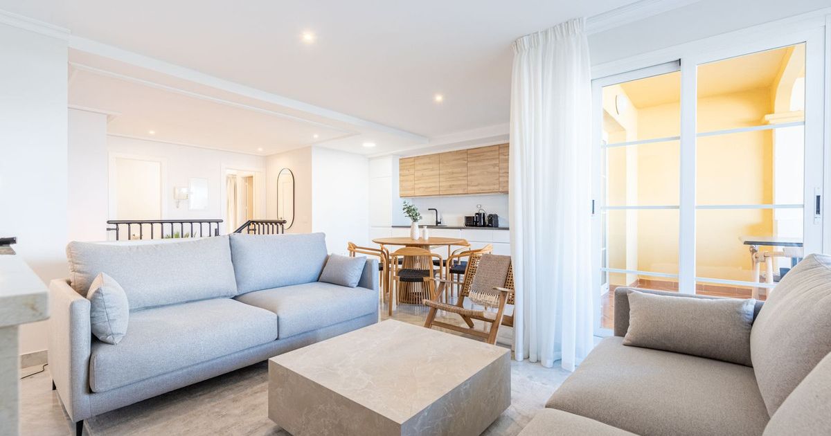 Duplex in Nueva Andalucía, Nueva Andalucía, 2/12