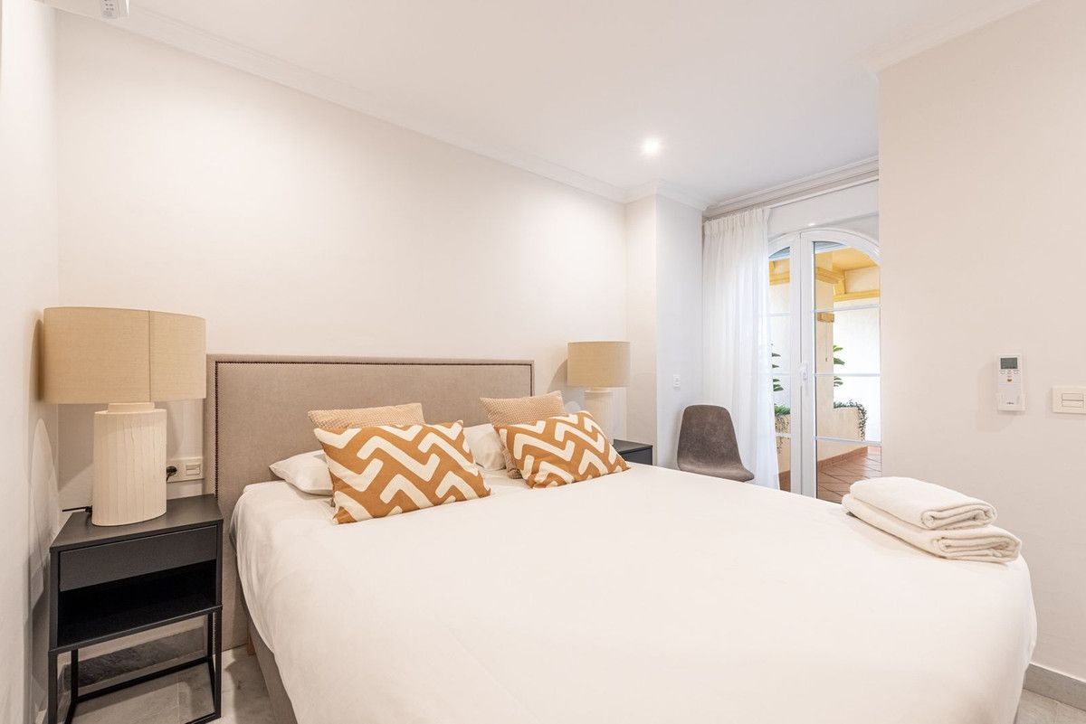 Duplex in Nueva Andalucía, Nueva Andalucía, 7/12